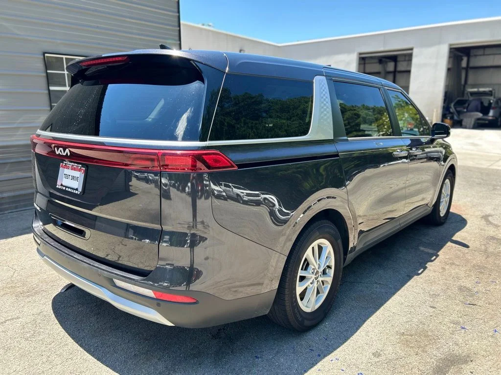 Used 2024 Black Kia LX image 6