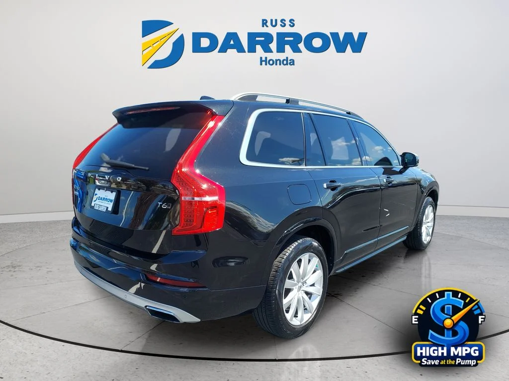 Used 2018 Black Volvo T6 Momentum image 5