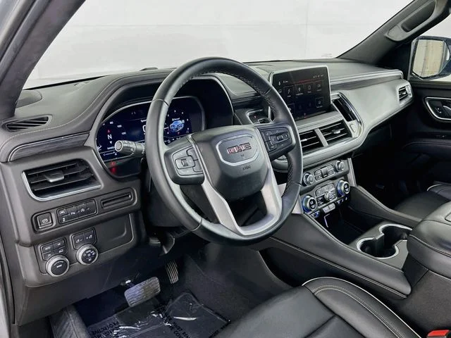Used 2023 Silver GMC SLT image 38