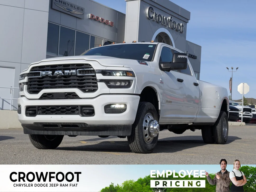 New 2026 White RAM Big Horn - - 6.7L HO Diesel - Max Tow Pkg w/ 5th Wheel Prep - Level 2 Plus Pkg w/ 12 Nav & More! image 1