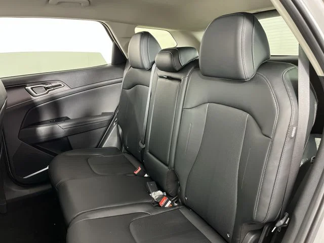 New 2026 Wolf Gray Kia EX image 22