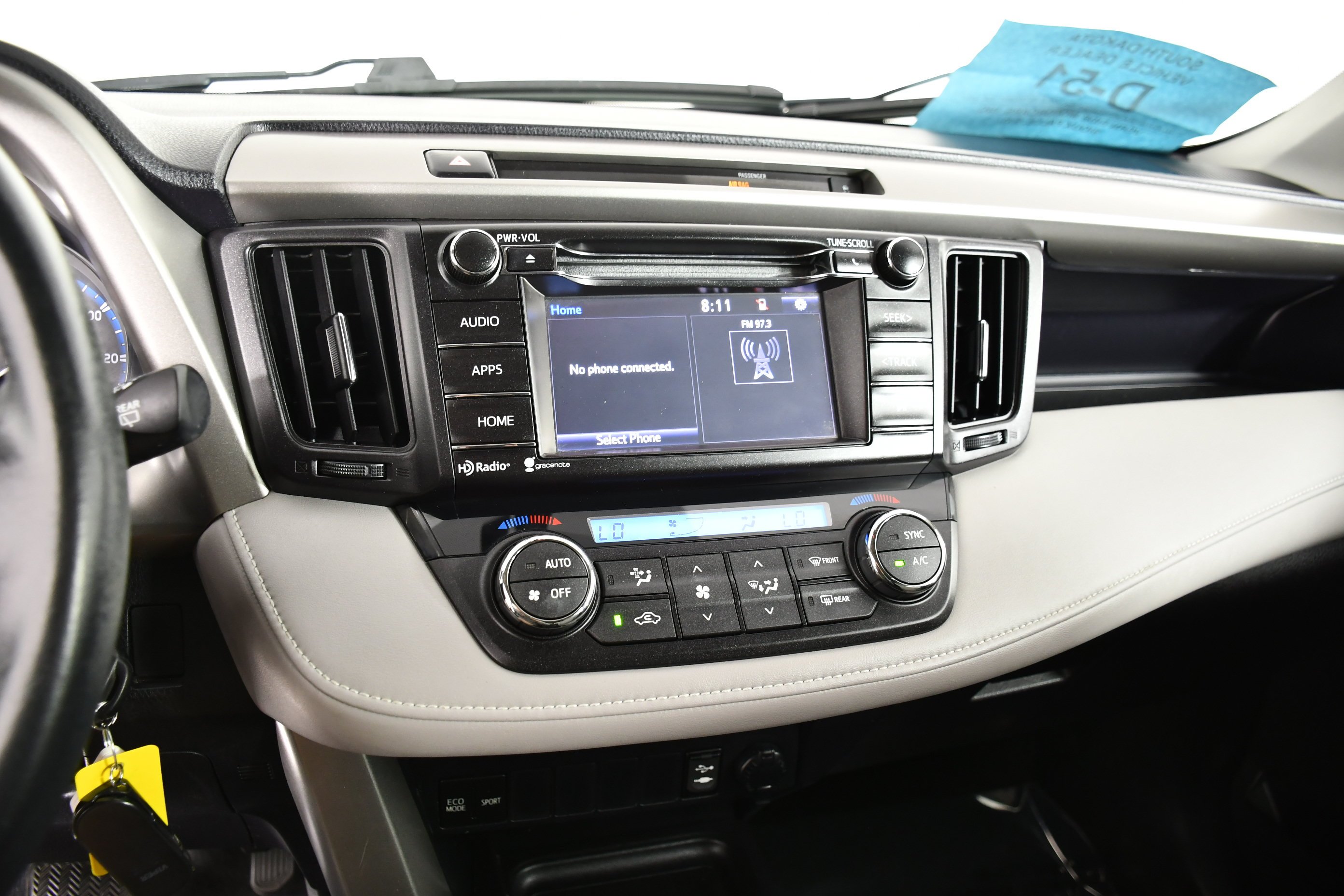 Used 2016 Black Toyota XLE image 25