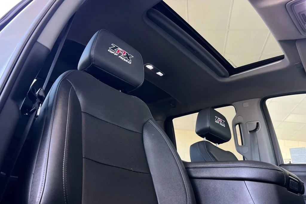Used 2021 Gray GMC SLT image 20