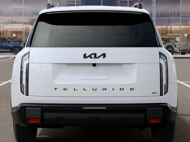 New 2027 Glacial White Kia X-Line EX image 13