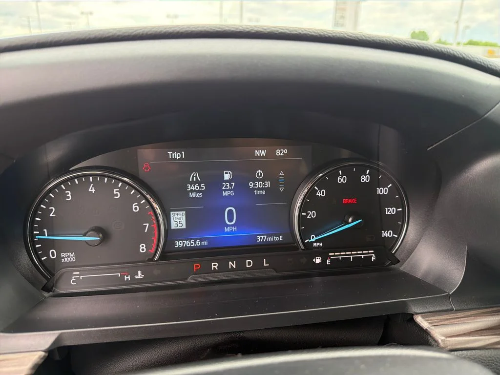 Used 2023 White Ford Limited image 15
