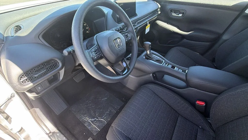 New 2027 Platinum White Pearl Honda LX image 10