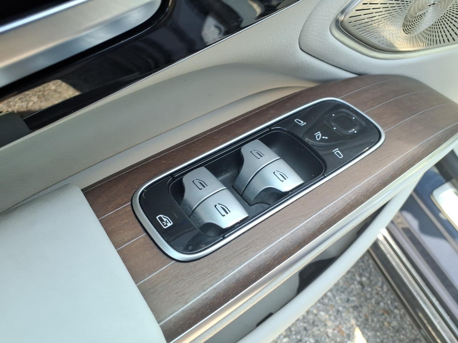 Used 2023 Twilight Blue Metallic Mercedes-Benz EQS 580 image 24