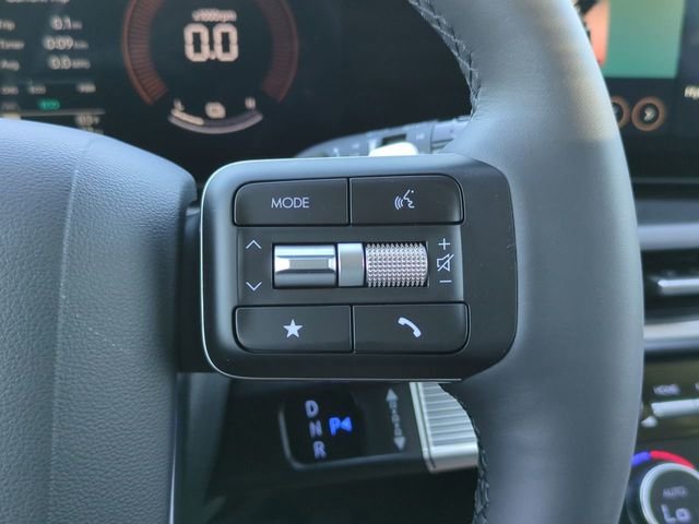 New 2026 White Hyundai SE image 47