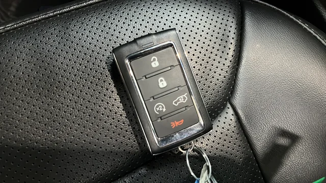 Used 2023 Gray Metallic Jeep Limited image 33