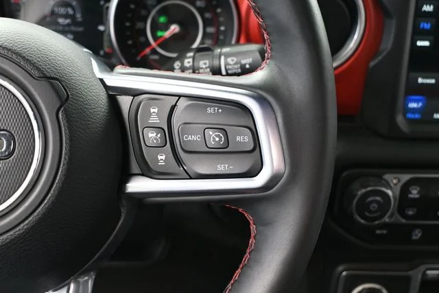Used 2019 White Jeep Unlimited Rubicon image 26