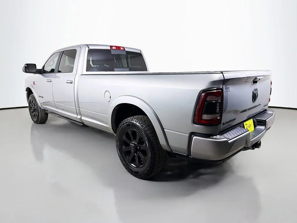 Used 2022  Ram Laramie image 8