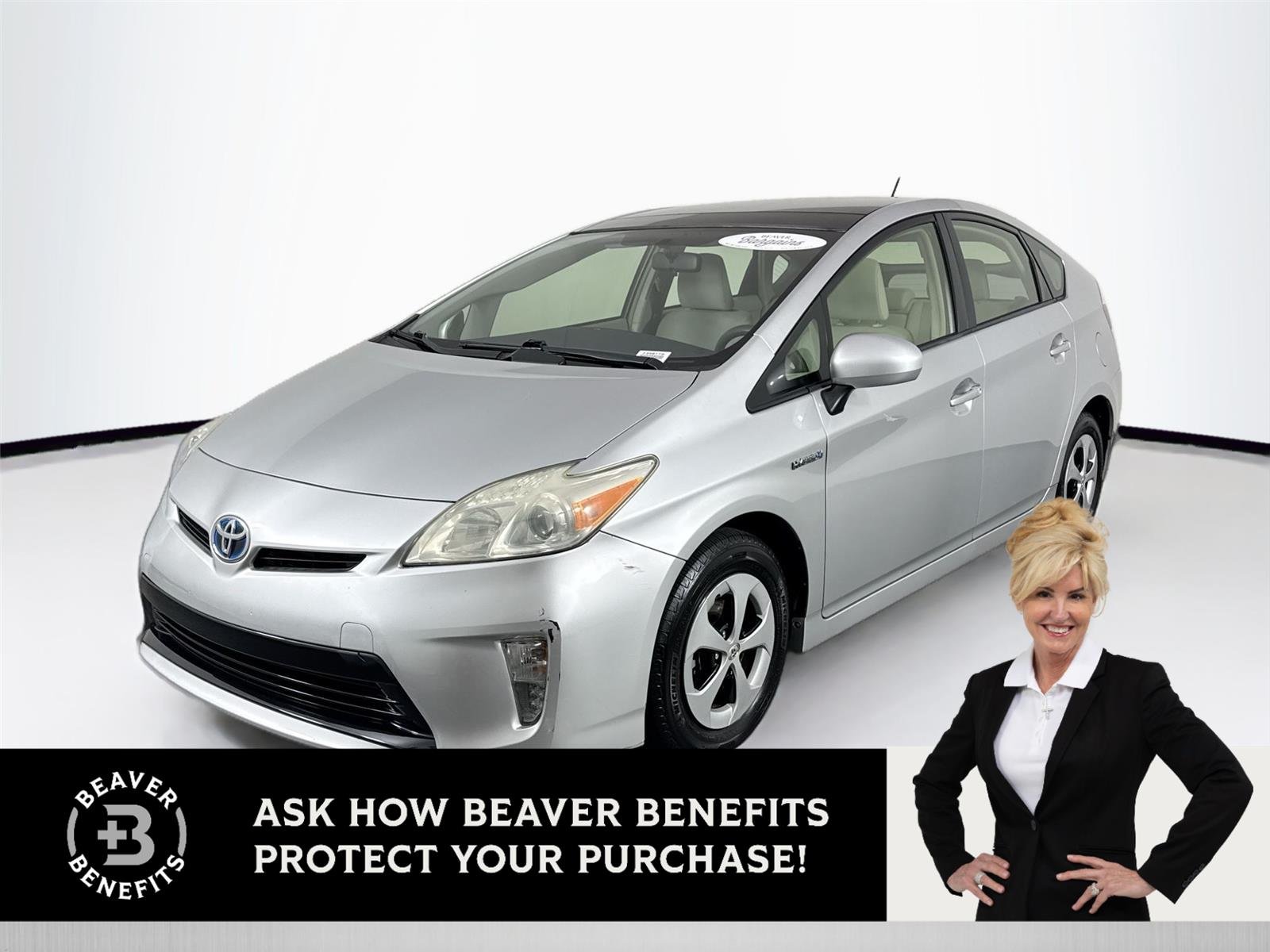 2015 Toyota Prius Five's photo