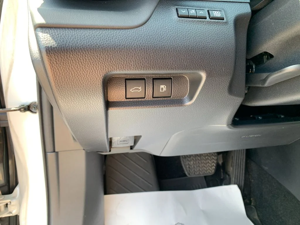 Used 2023 White Toyota Limited image 32