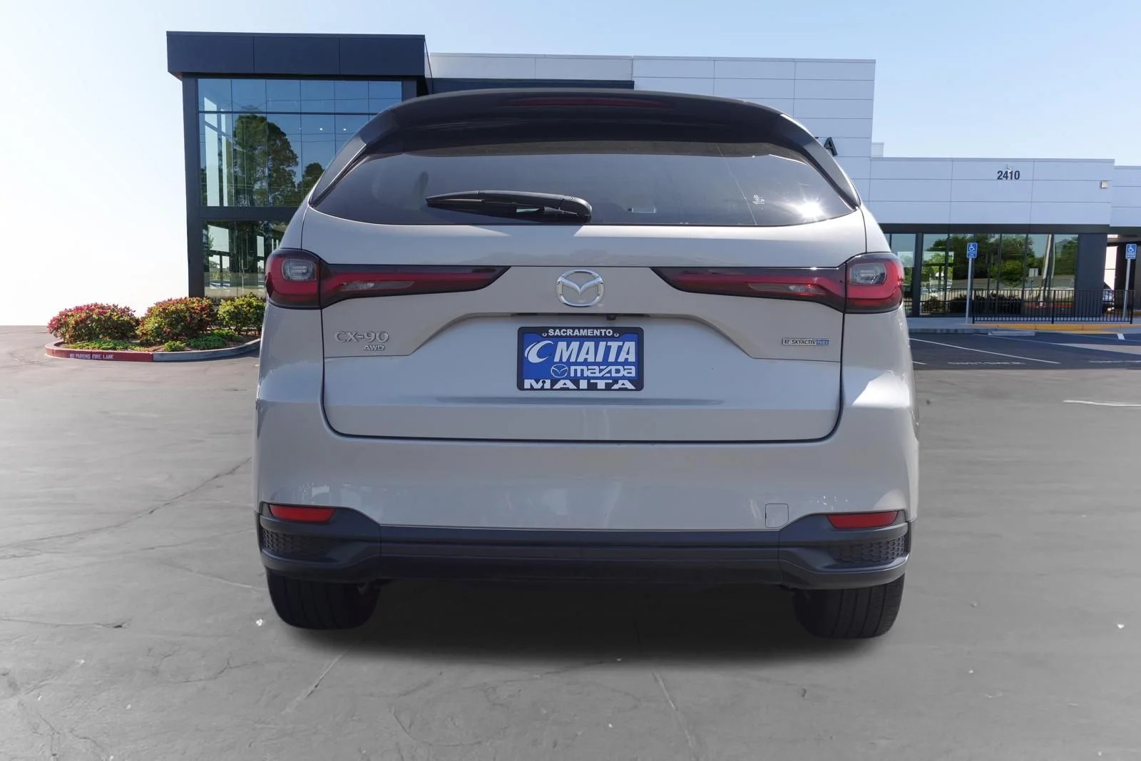 Certified Used 2024 Platinum Quartz Mazda Preferred image 5