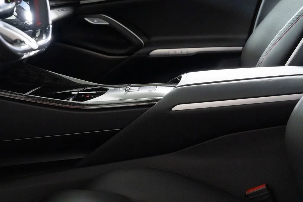 Used 2024 Alluminio Opaco Ferrari Base image 6