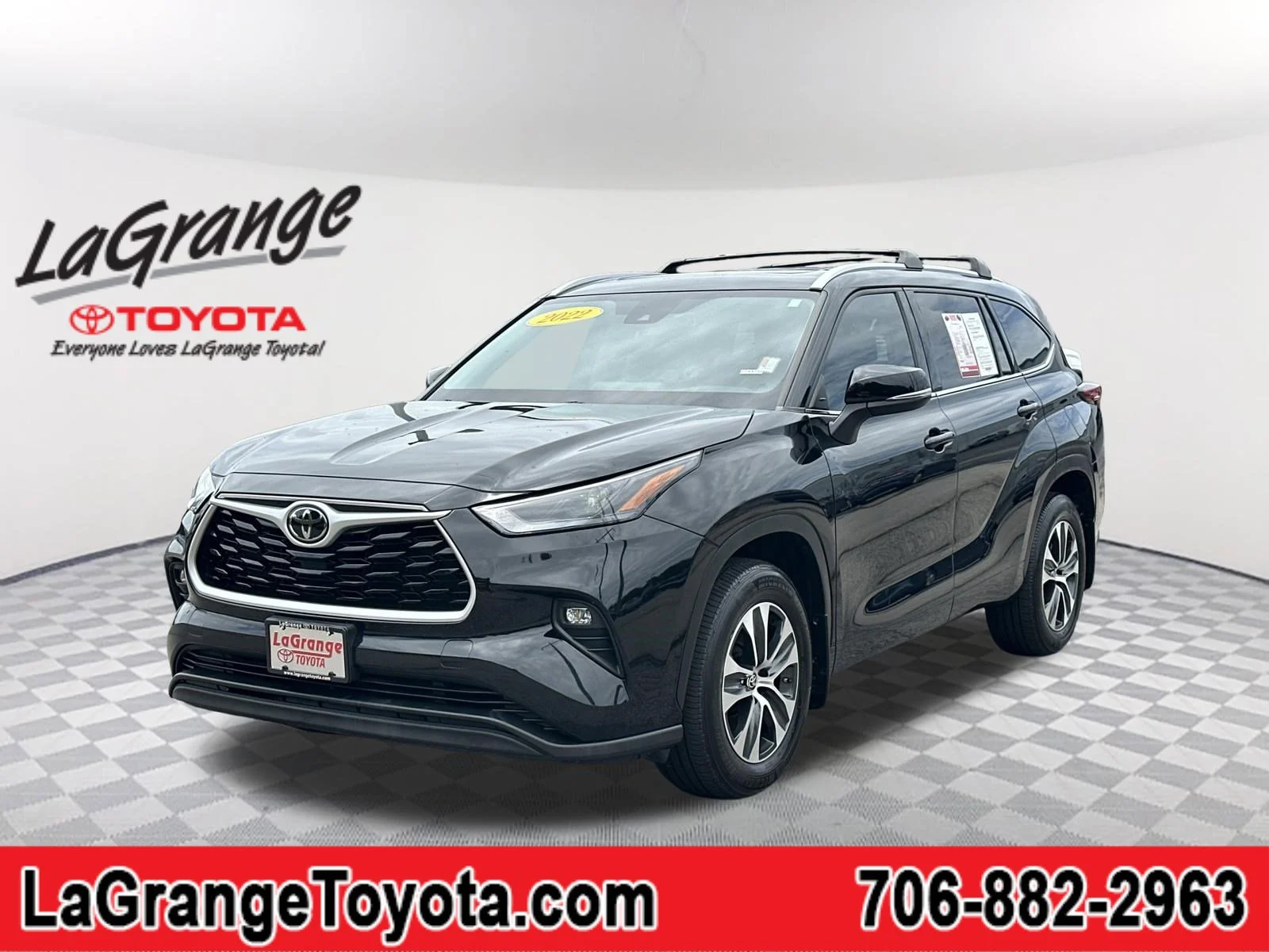2022 Toyota Highlander XLE 4x4 V6's photo