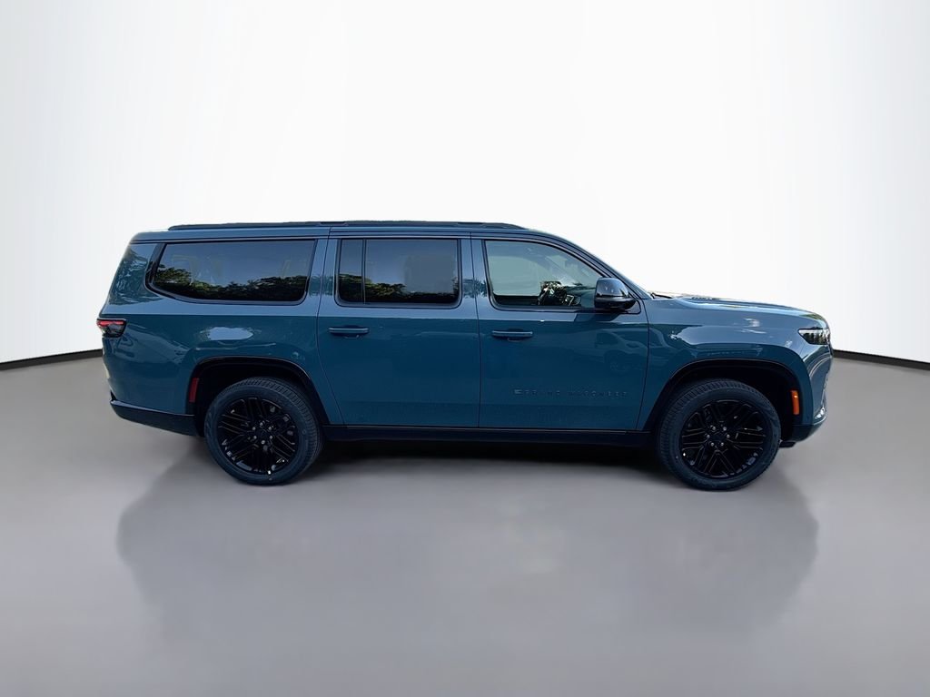 New 2026 Steel Blue Exterior Paint Jeep Limited Reserve image 3