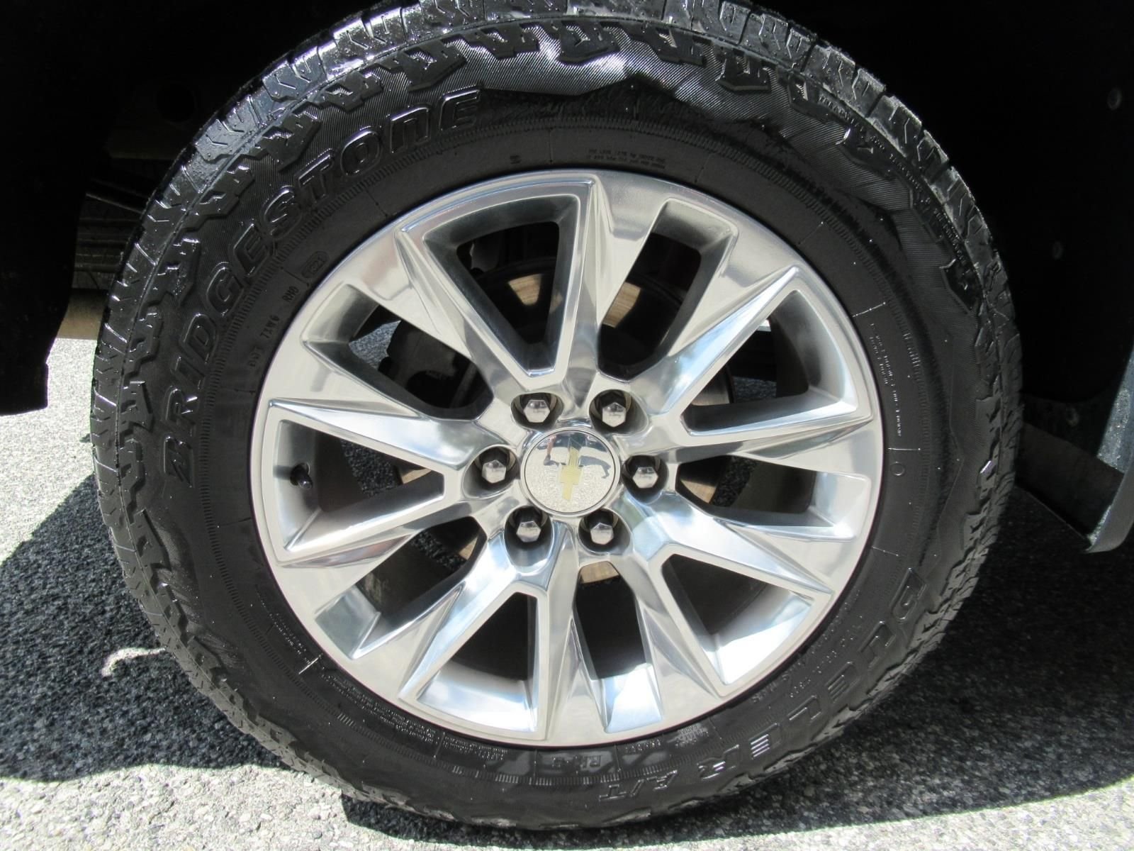 Used 2021 White Chevrolet LTZ image 8
