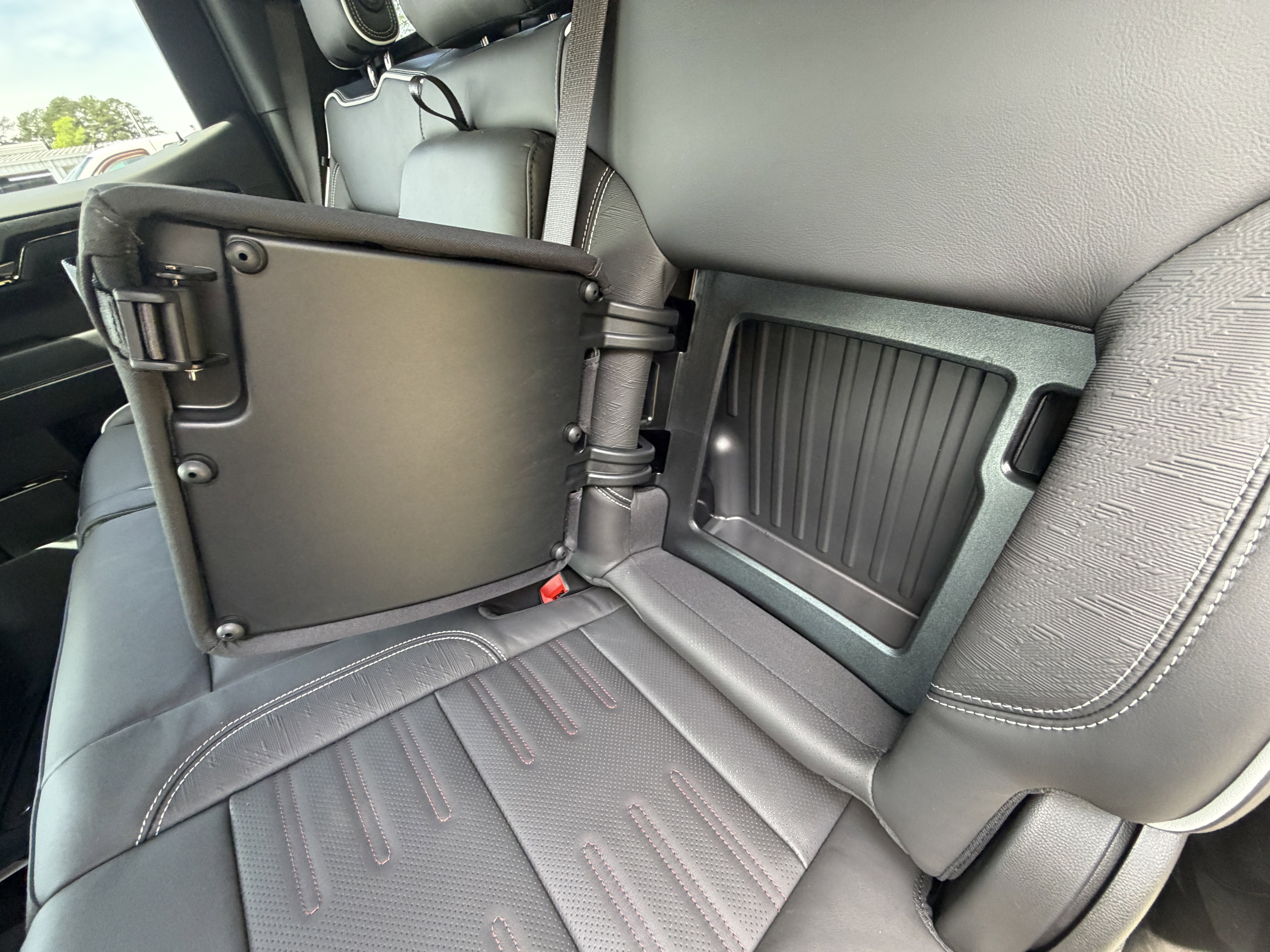 2026 GMC Sierra 1500 AT4X - Photo 28