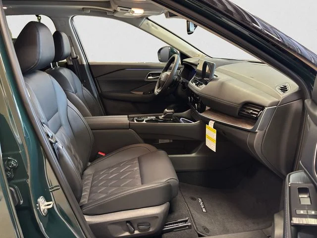 New 2026 Obsidian Green Nissan Platinum image 16