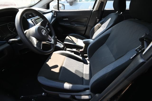 Used 2025 Black Nissan 1.6 SV image 6