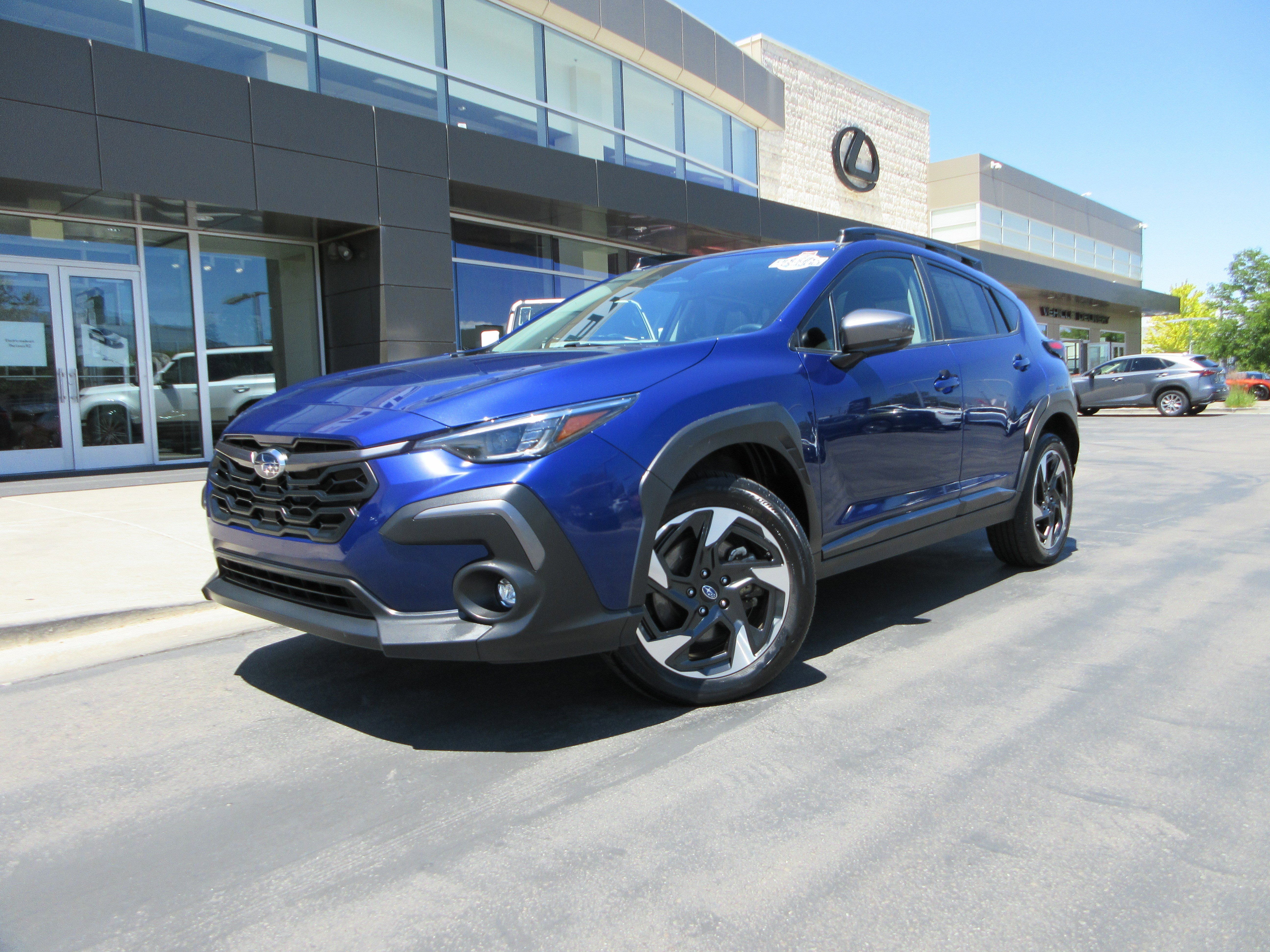 Used 2024 Sapphire Blue Pearl Subaru Limited image 1