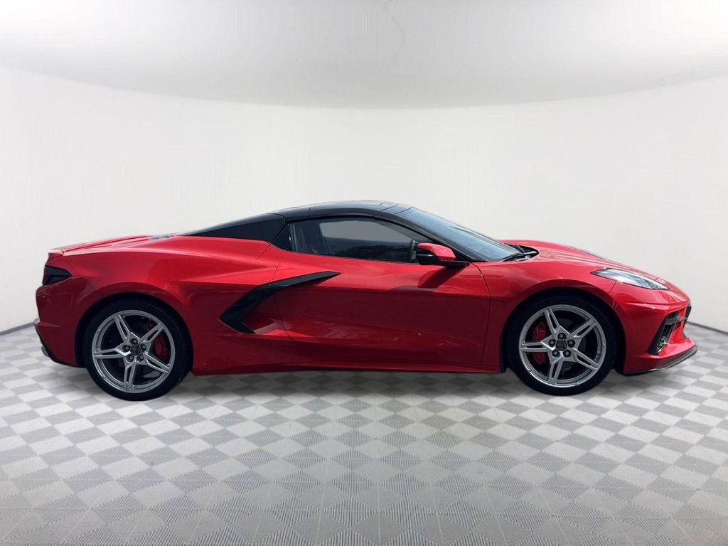 Used 2022 Red Chevrolet Stingray image 4