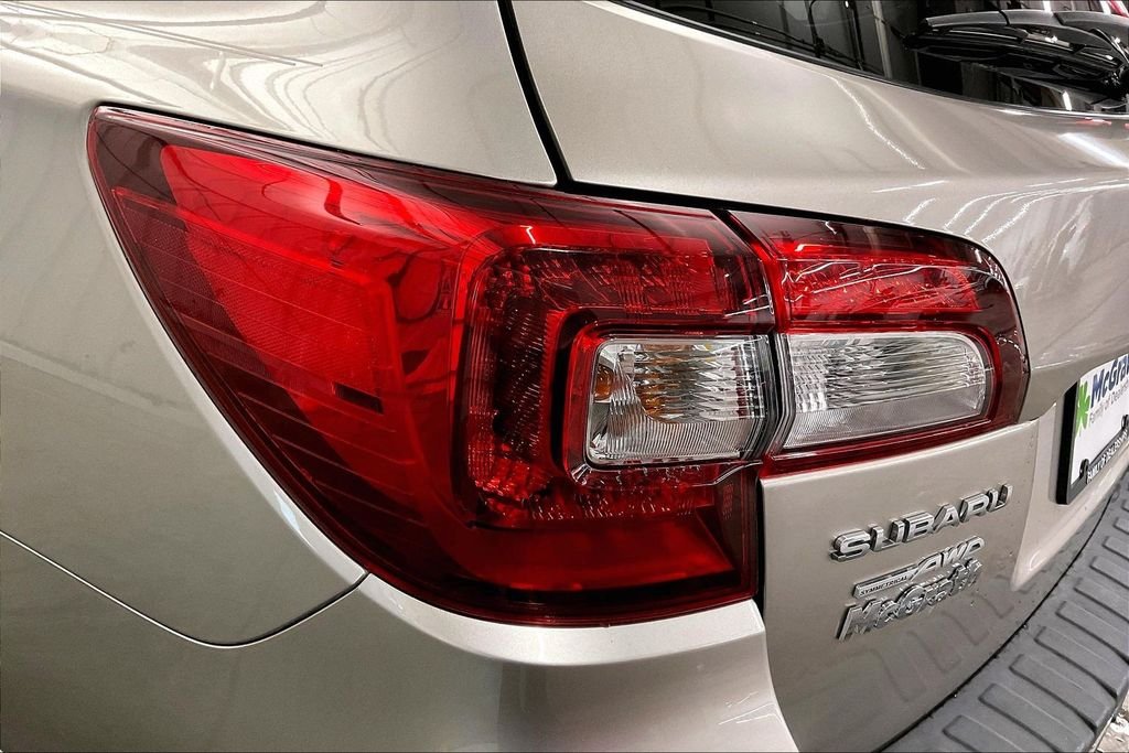 Used 2017 Gray Subaru 2.5i image 34