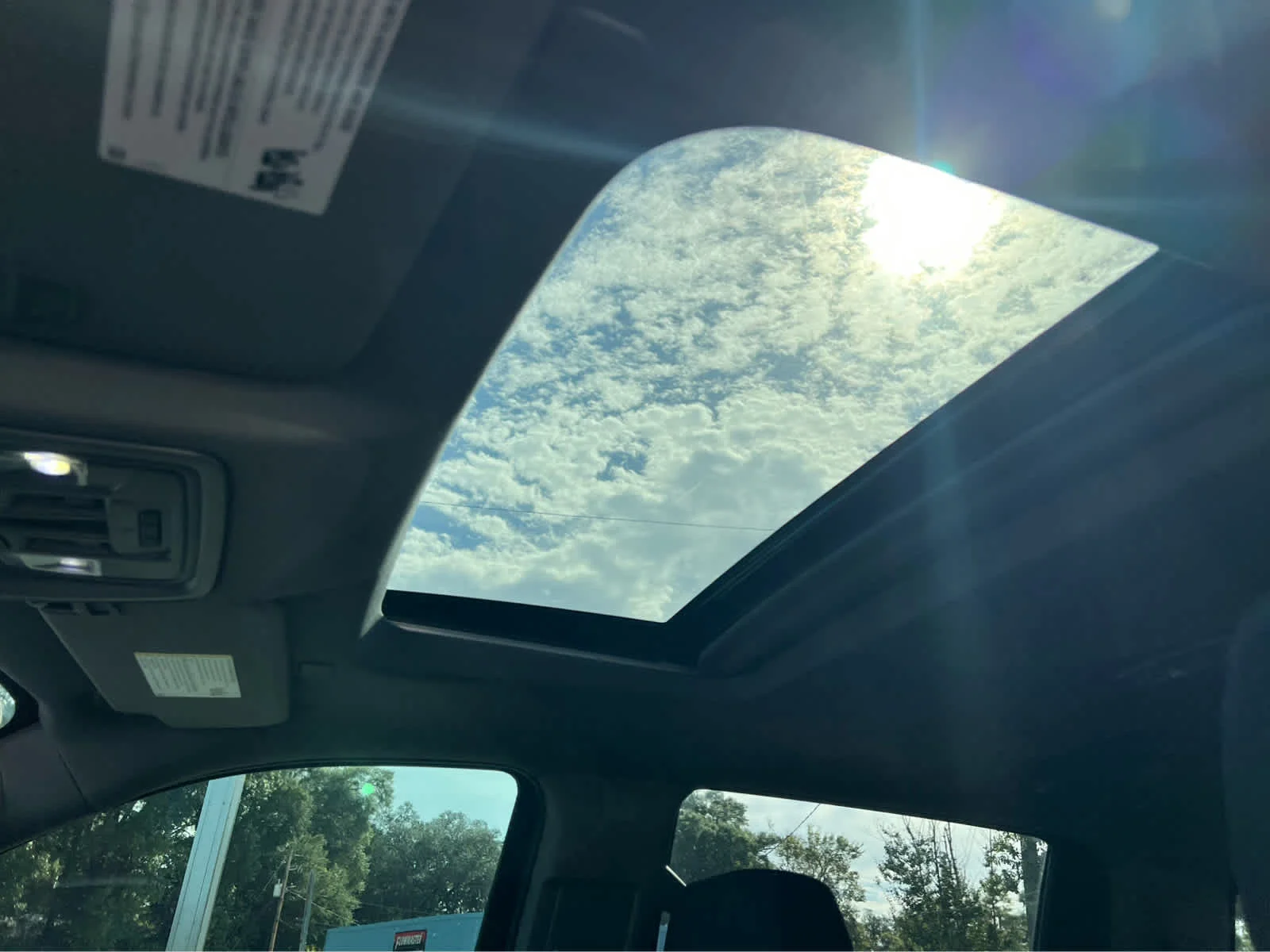 Used 2025 Downpour Metallic GMC Elevation image 14