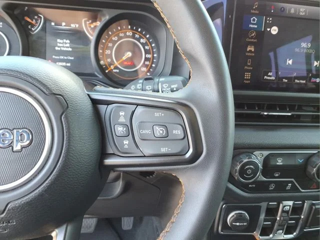 Used 2024 White Jeep Sport S image 25