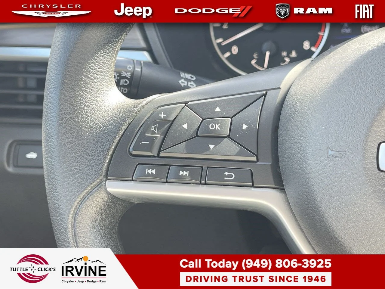 Used 2025 Garnet Pearl Metallic Nissan SV image 36