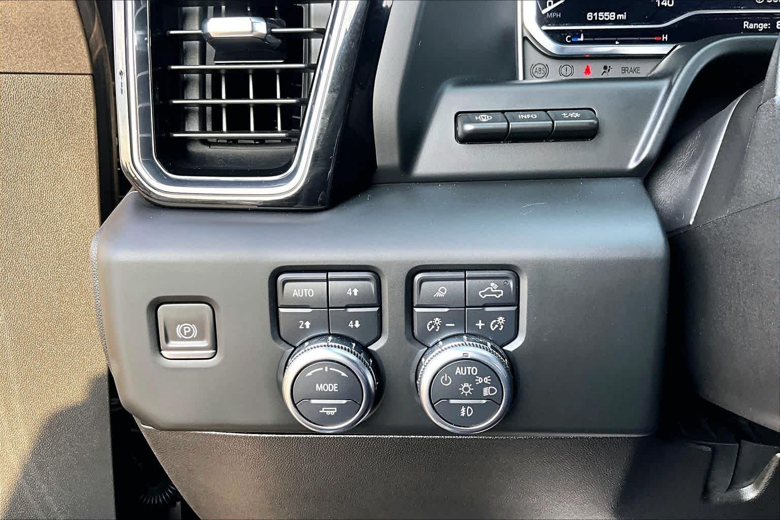 Used 2024 Onyx Black GMC Denali Ultimate image 36