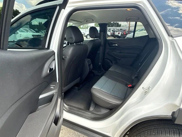 Used 2026 White Chevrolet LT image 13