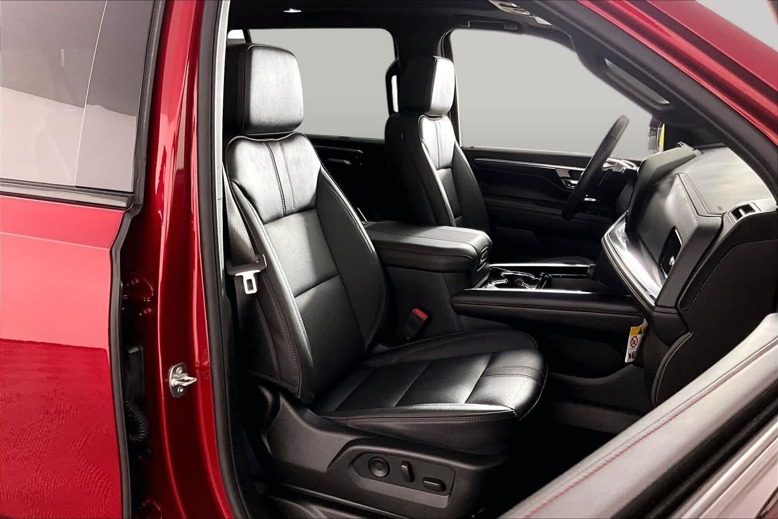 Used 2025 Radiant Red Tintcoat Chevrolet RST image 17