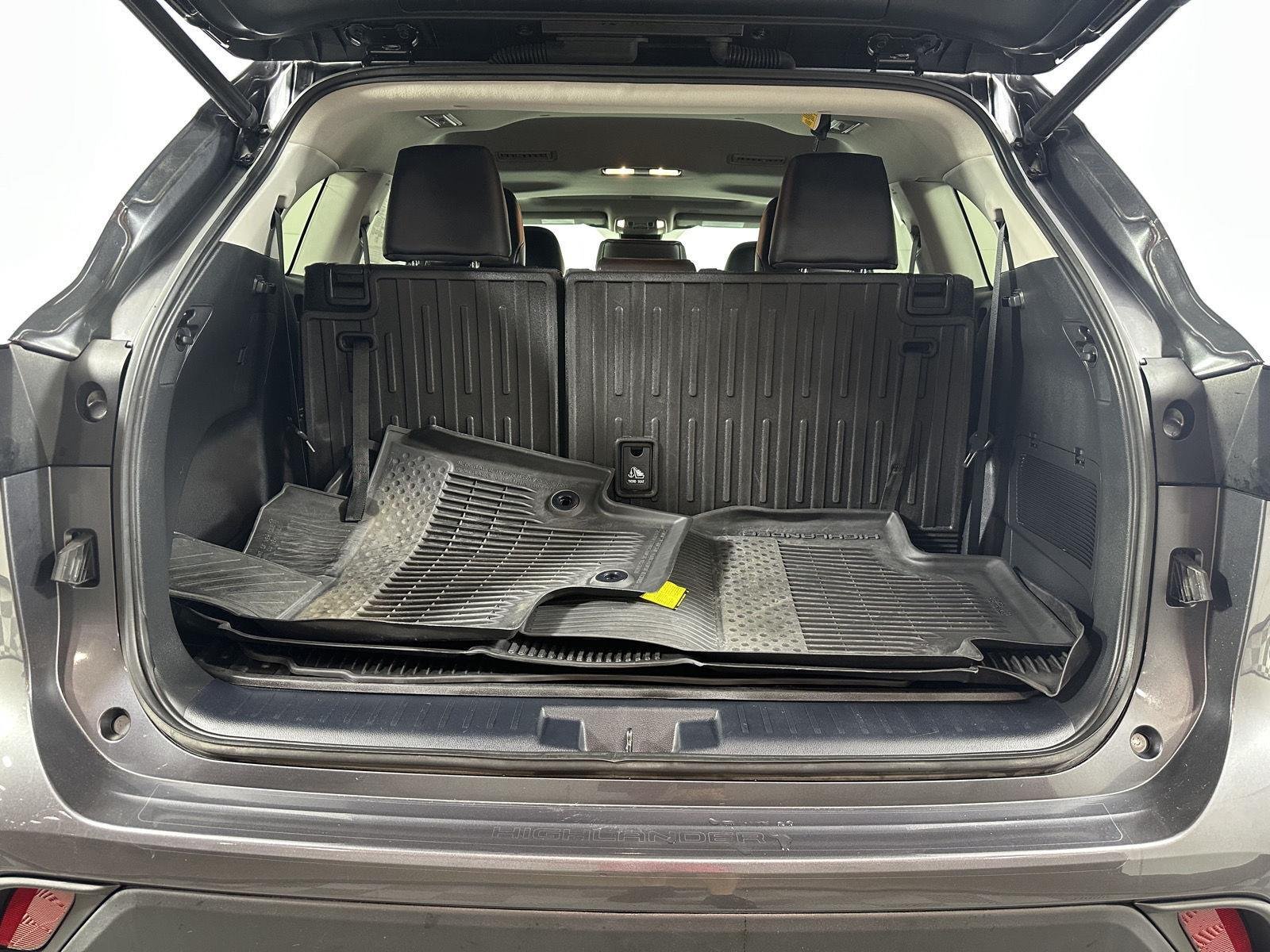 Used 2023 Magnetic Gray Metallic Toyota XLE image 8