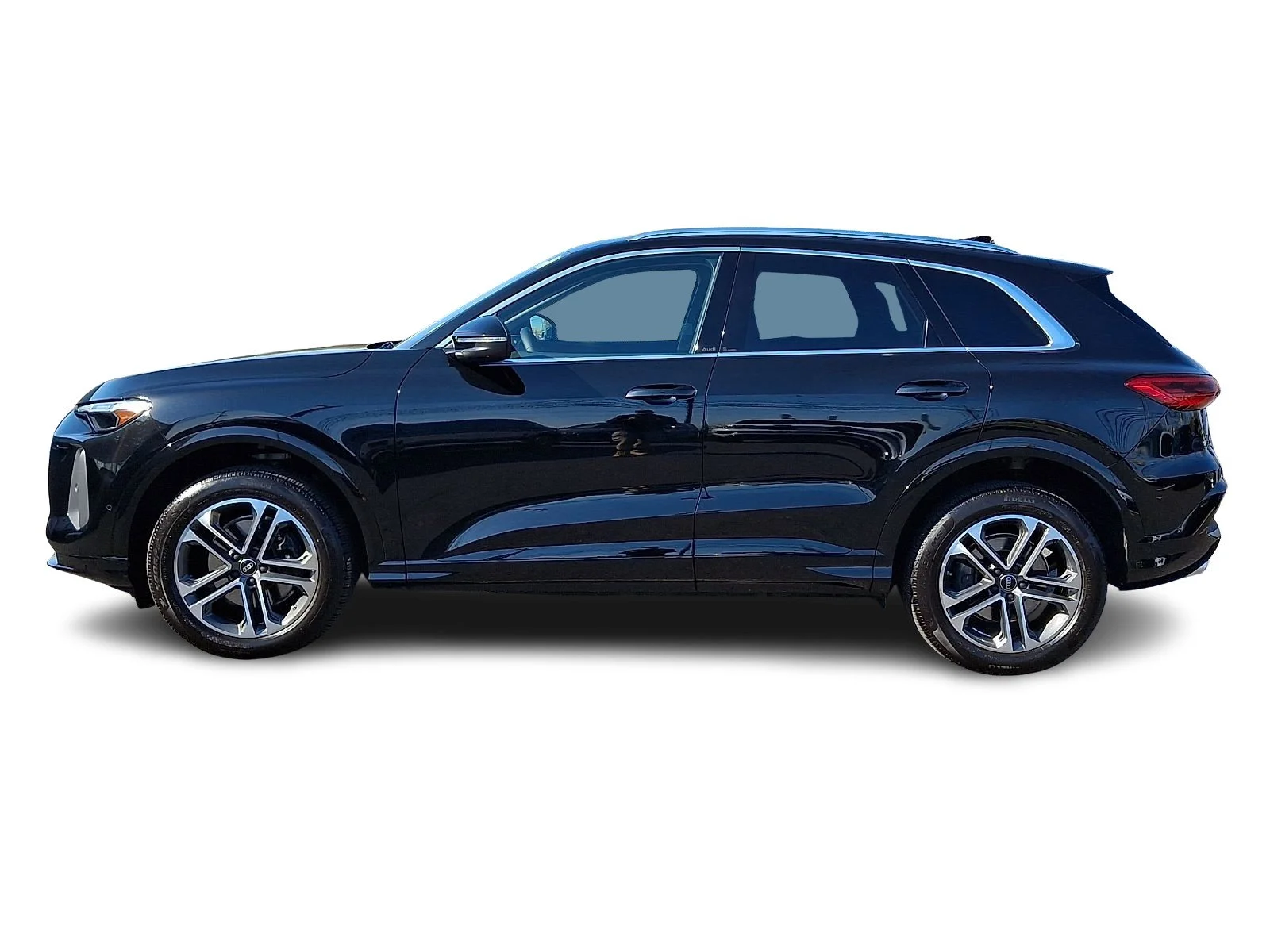 Used 2025 Mythos Black Metallic   0E0e Audi Premium Plus image 7