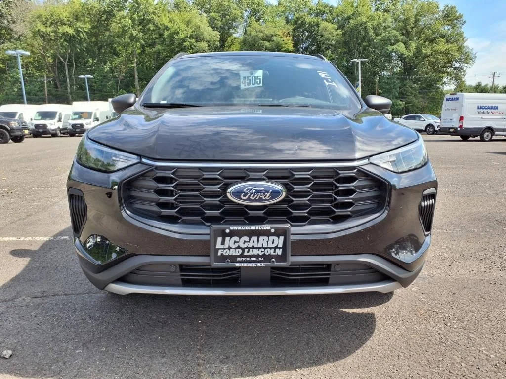 2025 Ford Escape ST-Line - Photo 6