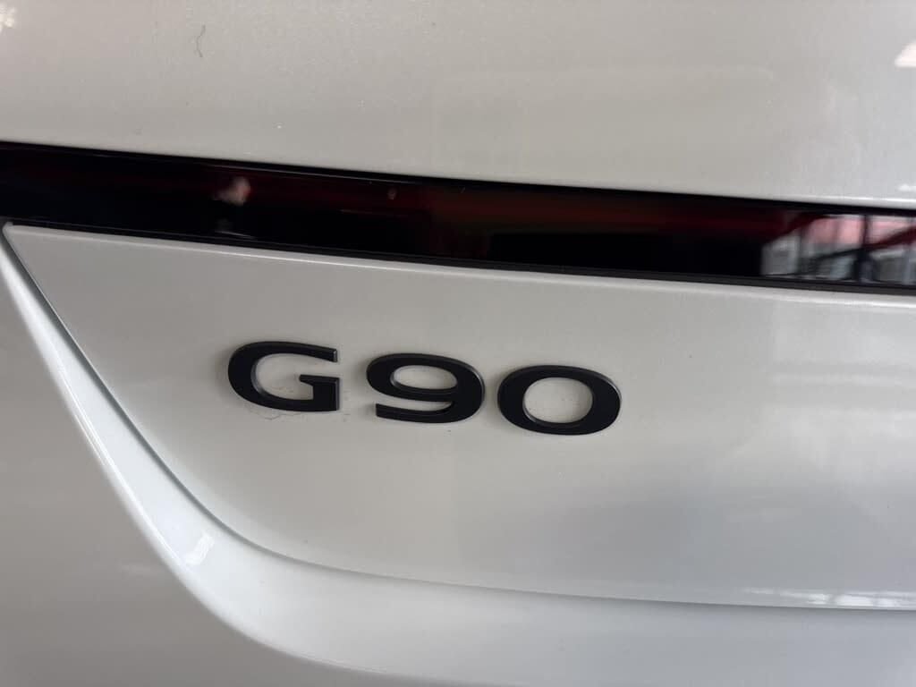 New 2026 White Genesis 3.5T E-SC MHEV PRESTIGE BLACK image 10