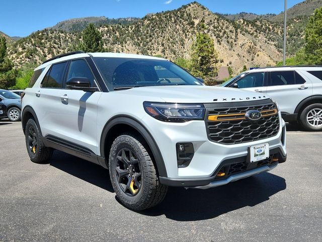 2026 Ford Explorer Tremor 4WD's photo