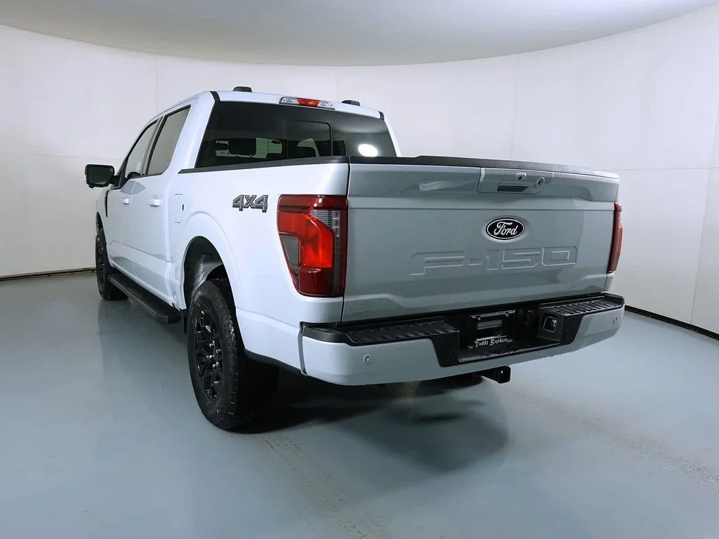 New 2025 White Ford XLT image 4