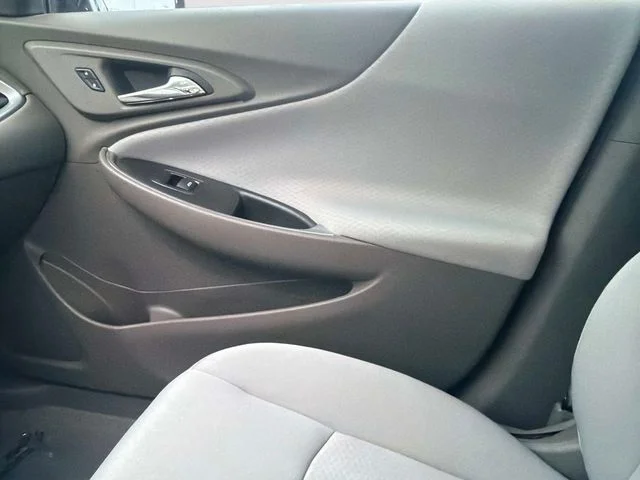 Used 2020 White Chevrolet LS image 19