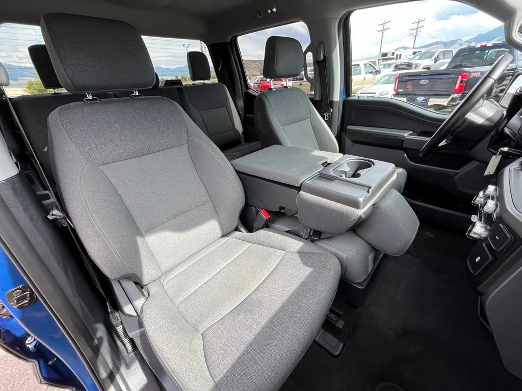 Used 2025 Blue Ford XLT image 20