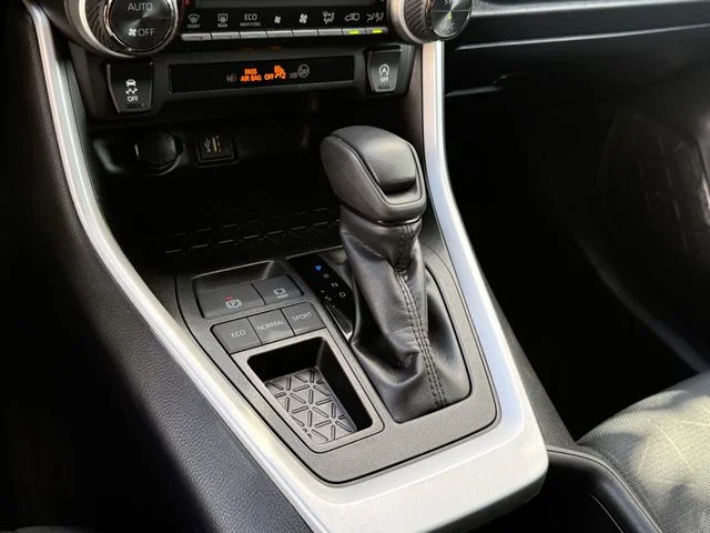 Used 2025 Magnetic Gray Metallic Toyota XLE image 22