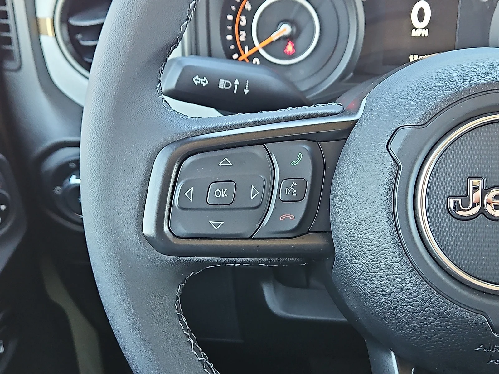 New 2026 41 Jeep 4-DOOR SPORT S image 17
