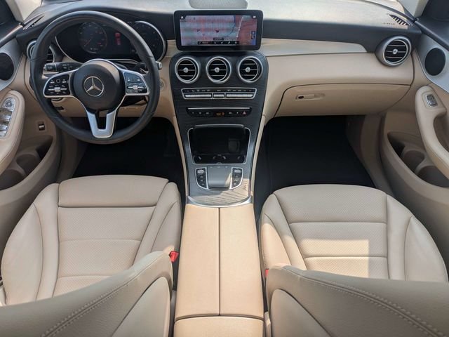Used 2022  Mercedes-Benz GLC 300 image 16