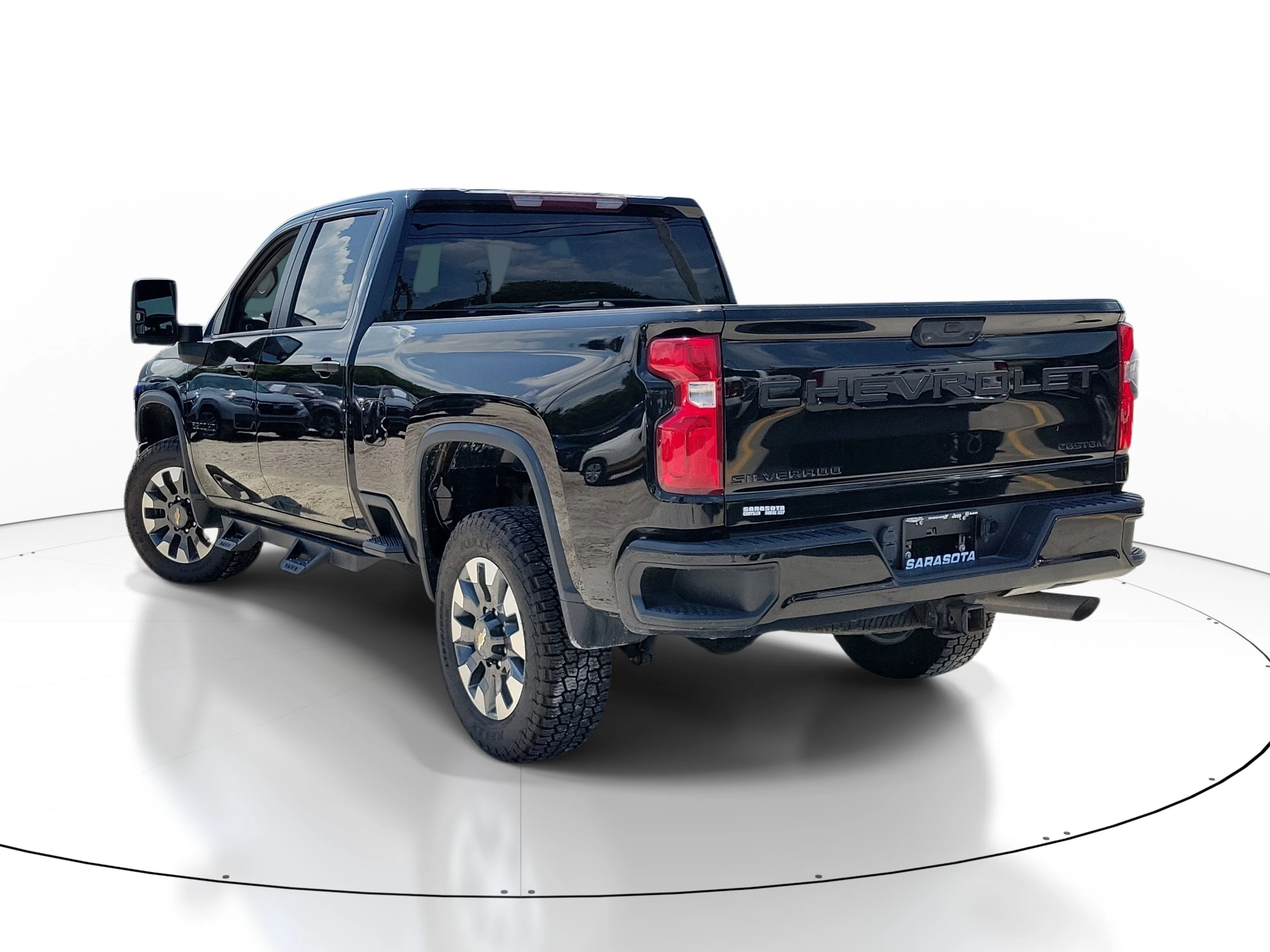 Used 2021 Black Chevrolet Custom image 4