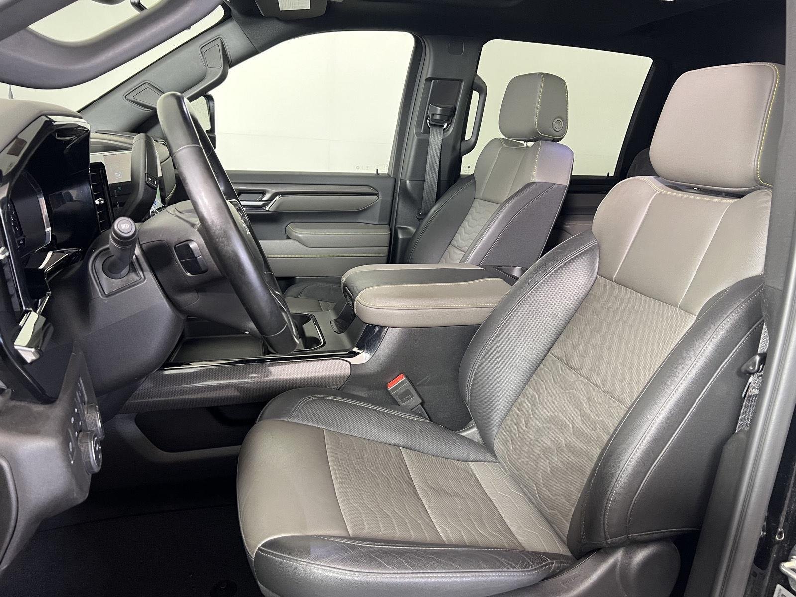 Used 2024 Black Chevrolet ZR2 image 4