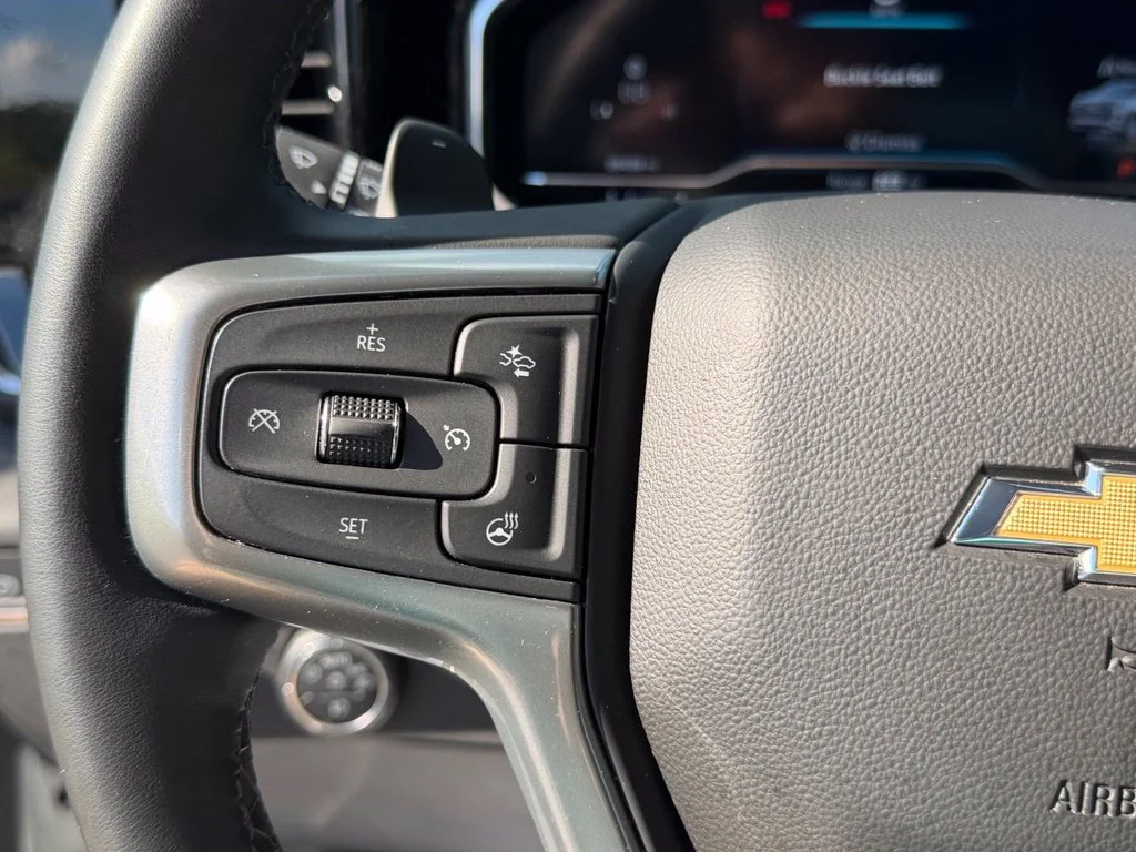 Used 2024 White Chevrolet LTZ image 31