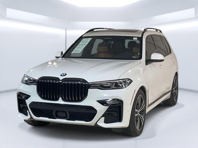 2022 BMW X7 xDrive40i's photo