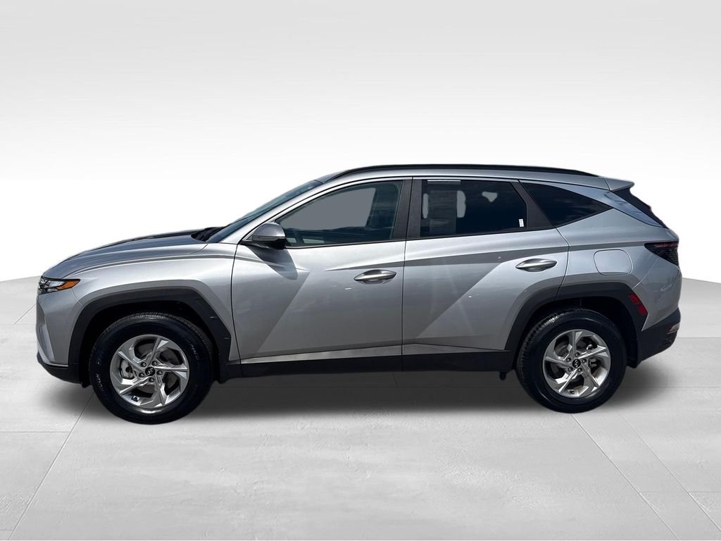 Used 2023 Silver Hyundai SEL image 2